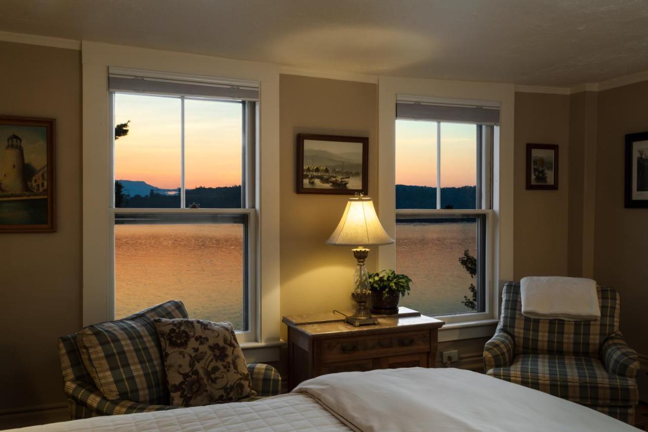 Lake House At Ferry Point Sanbornton エクステリア 写真